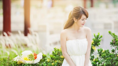 hinh-nen-gai-xinh-cho-may-tinh-11.jpg